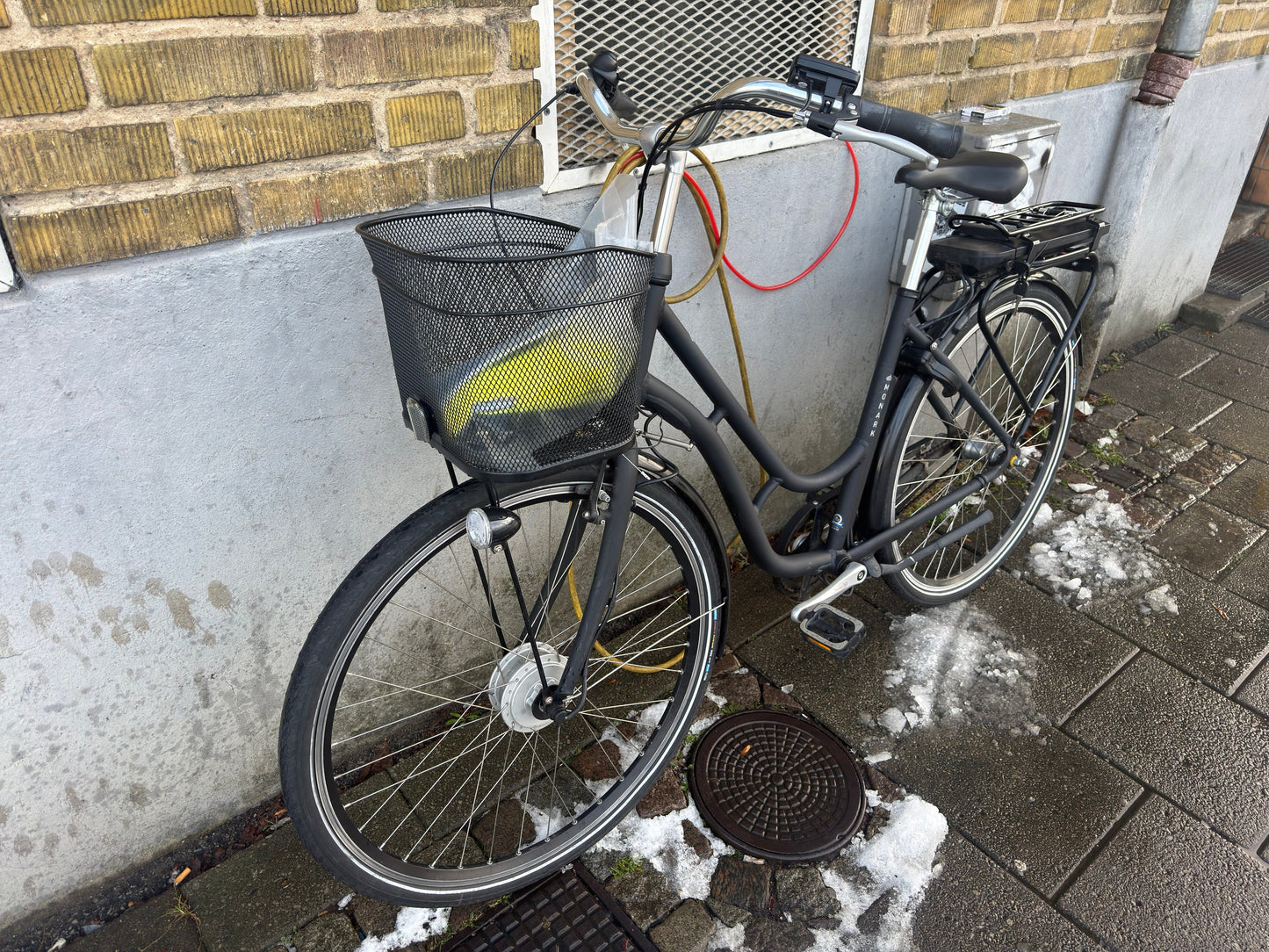 Crescent Elina elcykel dam 7 växlar 28 tum HM Cykelservice