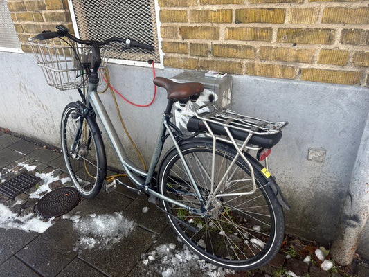 Batavus torino elcykel dam 7 växlar 28 tum