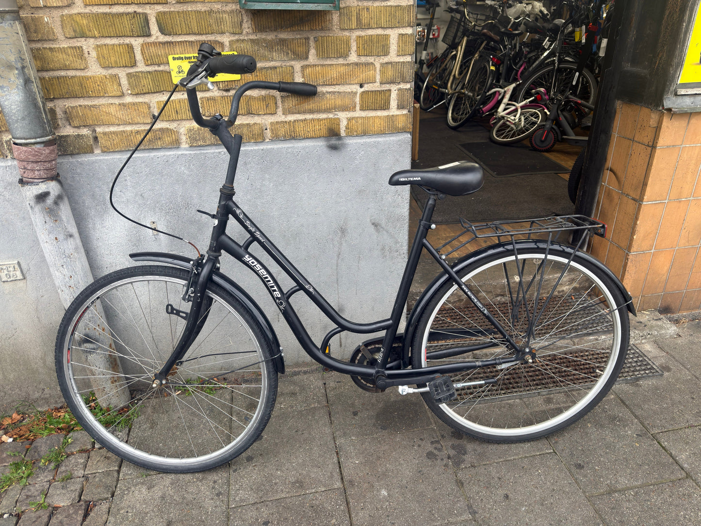 Yosemite dam 28 tum HM Cykelservice