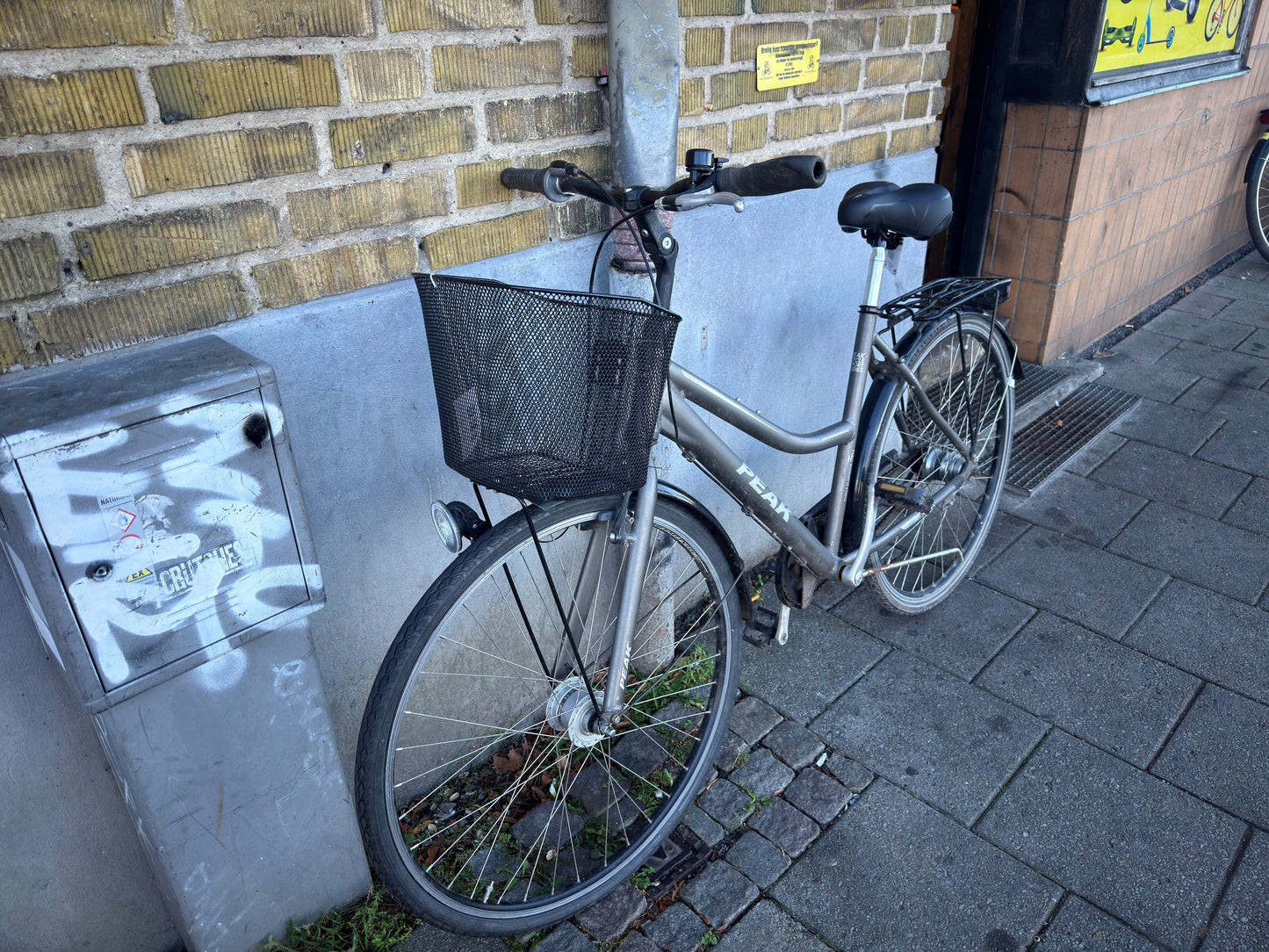 Peak City damcykel 7-växlar 28 tum